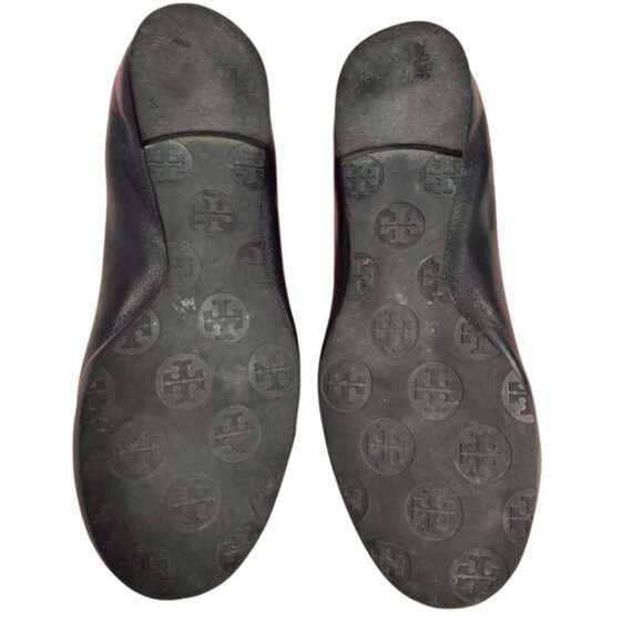 Tory Burch Black and Gold Flats with Iconic Logo - Picture 9 of 11